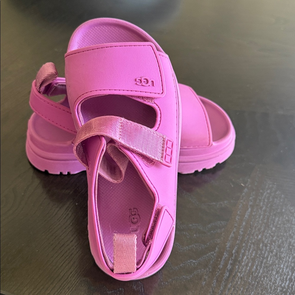 UGG Kids Goldenstar Sandal - Picture 5 of 12
